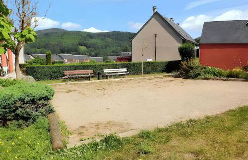 Maison accueillante à La Salvetat-sur-Agout avec terrasse - Foto 12