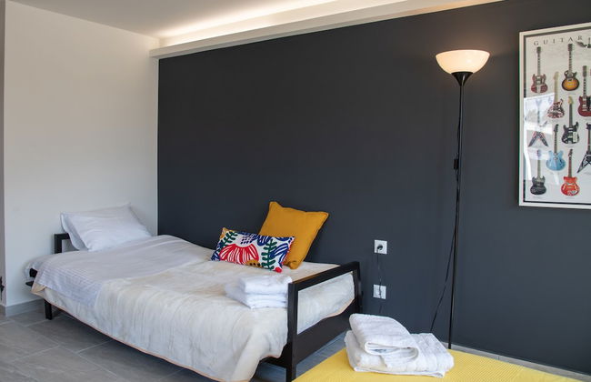 CHROMA Lodge Pikermi - Foto 34