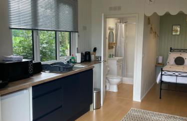 Pwllglas Bach - Spacious Cabin - Photo 5