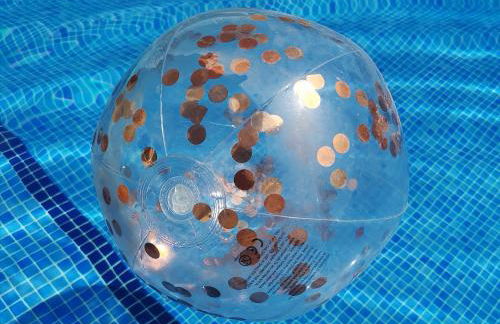 Serene mountain views Spacious garden and sole use of the 10x5m pool - Foto 40