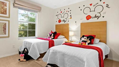 Spectacular House with 3BR - Private Pool, BBQ - Minutes from Disney! - Foto 4