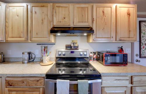 Close to Hot Minerals Soak! Glacier NP Stopover - Foto 6