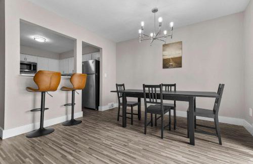 Elegant Escape Prime Location & Style - Foto 6