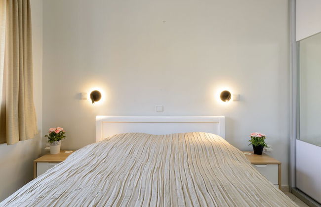 Sea Suites Apartments - Photo 70