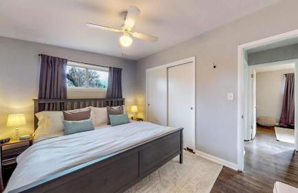 Charming Three Bedroom Home in Littleton - Foto 13