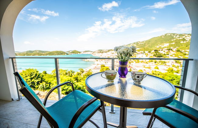 Hilltop Villas at Bluebeard's Castle - Photo 30