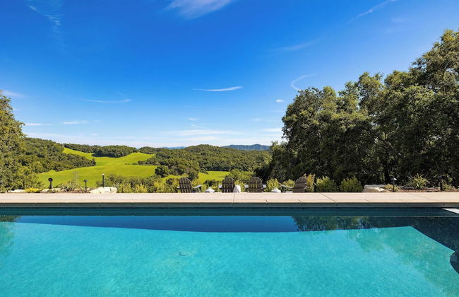 Rancho Robles by Avantstay Vineyard Villa w/ Views, Pool & Privacy - Foto 42