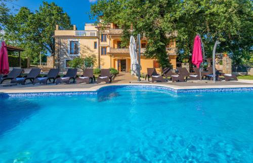 Villa Tupljak, luxury and comfort in a hidden summer hideout - Photo 1