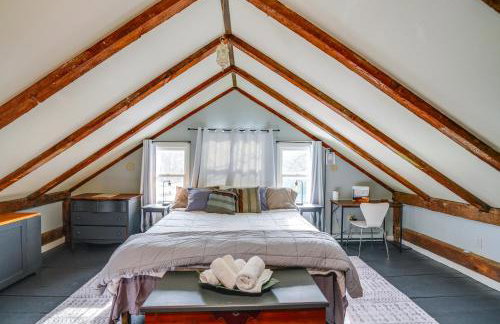 Hike, Fish and Ski Riverside Barn Loft in Lee - Foto 11