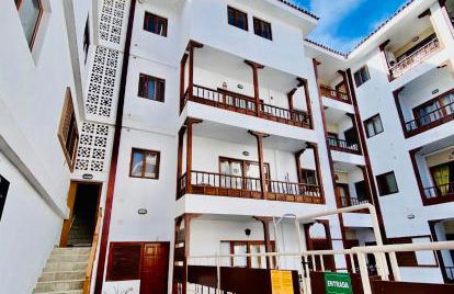 Cozy apartment with pool, parking and sea view - Foto 8