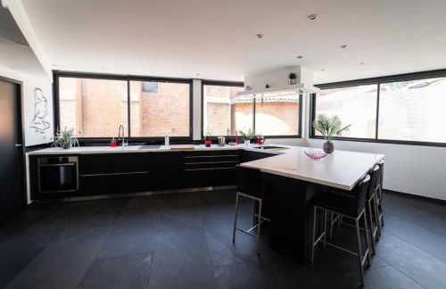 Loft 150 m2 Jacuzzi, Sauna et Massage - Photo 21