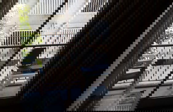 Room in Guest Room - Negotiating Men: Special Guest Artists - Foto 3