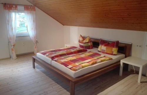 Obere Ferienwohnung Asshoff zwischen Odenwald, Taubertal und Bauland - Foto 5