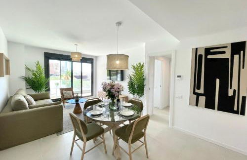 Beach Paradise 2 Bedrooms - Photo 1