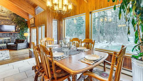 Hike, Ski and Soak! Spacious Anchorage Getaway - Foto 2
