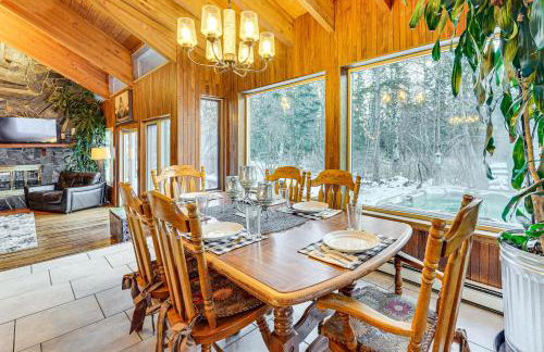 Hike, Ski and Soak! Spacious Anchorage Getaway - Foto 2