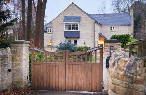 Bridge House Apartment. Luxury and cosy self contained apartment. - Photo 1