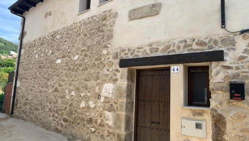 CASA RURAL PUERTO - casa completa con espacio exterior, wifi, estufa, barbacoa, piscina y zona de aparcamiento privada - IDEAL PARA DISFRUTAR EN FAMILIA O GRUPO DE AMIGOS - Foto 4