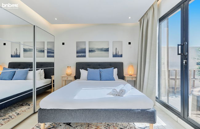 bnbmehomes-3B with Pvt Rooftop Bliss-A14 - Photo 7