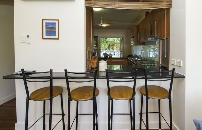 Picnic Bay Apartments Unit 4 - Photo 5