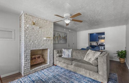 Spacious 5BR Group Retreat Near Fair Park Downtown - Foto 23