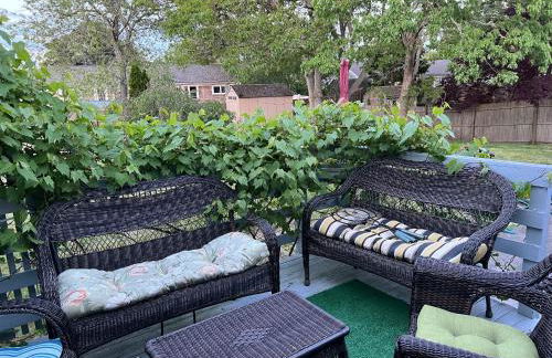 A Cozy Cape house steps to Restaurants & Beaches ~1.4 miles down scenic roads - Foto 20