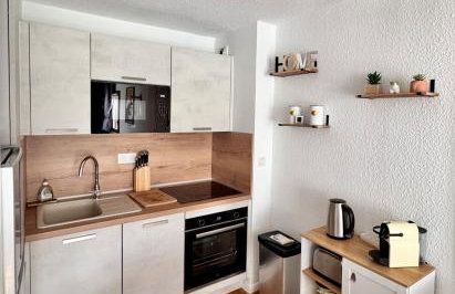 Ski, confort famille, appartement Cosy, Vue montagne,piscine,parking - Foto 2