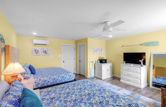 Boathouse - Photo 32