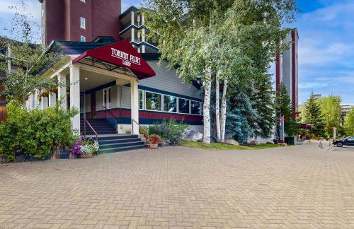 Torian Plum Condominiums - Foto 16