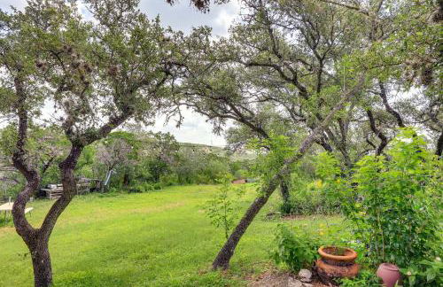 Relaxing Helotes Apt 7 Mi to UT at San Antonio! - Foto 22