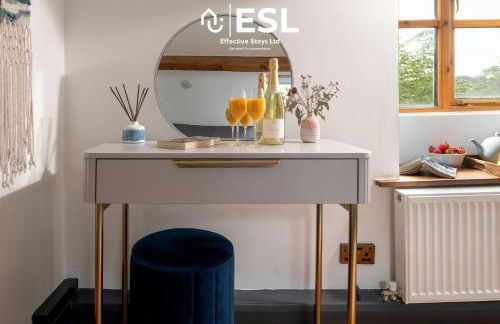 Luxurious 2 Bedroom Countryside Hot Tub Retreat in Stiperstones - Foto 24