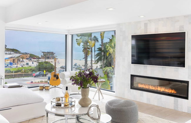 Steps to Beach+shops, Oceanview, Hot Tub+firepit Moonlight Modern by Avantstay - Foto 7