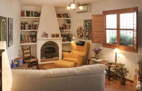 Nice Home In Canillas De Albaida - Foto 2