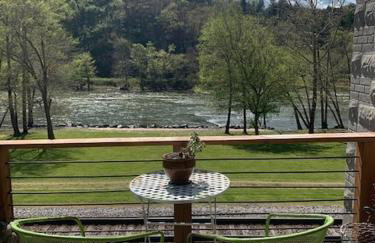 Old General Store on the French Broad River - Foto 1