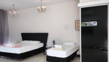 Flat 01 - Zona Sul Prox UMC, Shopping e Pátio Vinhedos - Foto 3