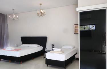 Flat 01 - Zona Sul Prox UMC, Shopping e Pátio Vinhedos - Foto 3