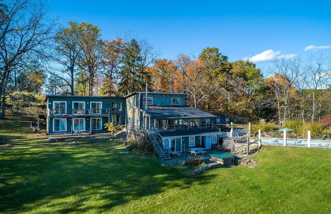 Shakespeare on the Hudson by Avantstay Two Home Buyout on the Hudson River! 22 Bedrooms! - Foto 34