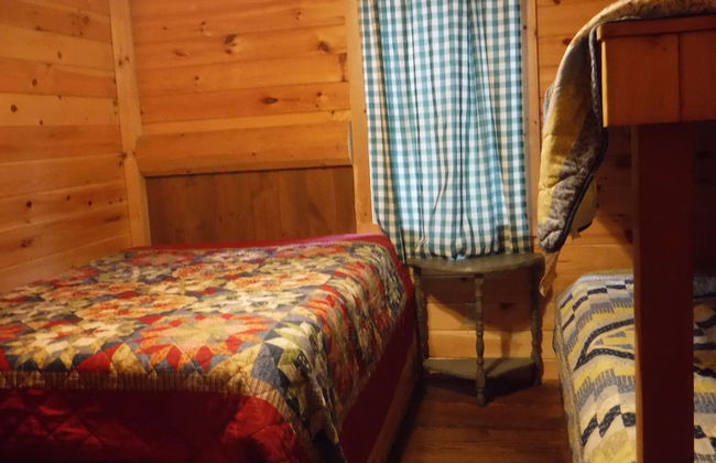 Riverbay Adventure Inn - Photo 21