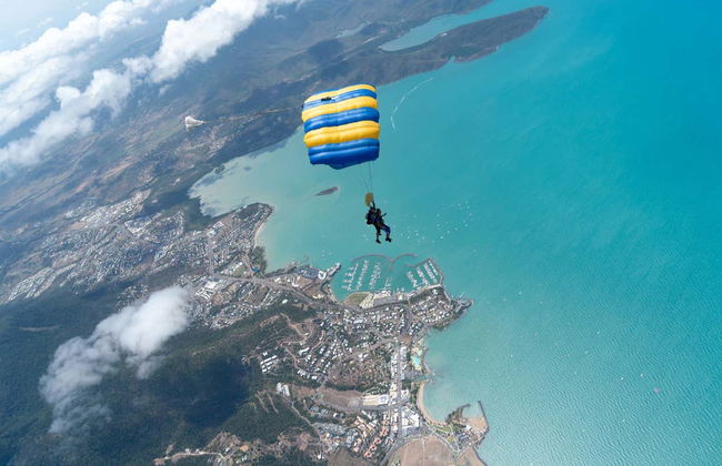 Skydive Over Airlie Beach - Photo 7