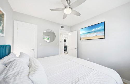 Siesta Key, Heated Pool, Dock on Lagoon, Turtle Beach 1 mile and Crescent Beach 2 miles, 1bdr - Foto 15