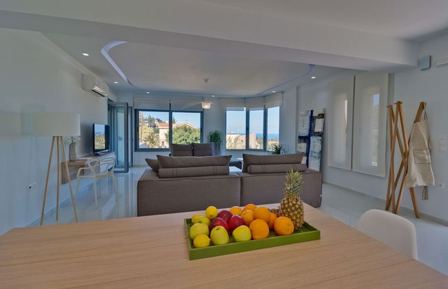 Asterios Villa - Photo 9