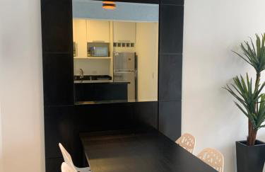 1103- Apartamento Encantador, amplo e decorado, mobiliario moderno, cozinha completa com utensílios , Excelente vista da cidade e localização privelegiada no bairro Bigorrilho - Photo 41