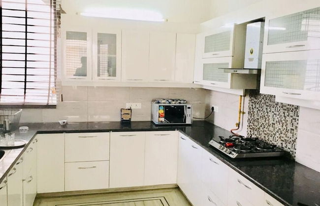 Beautiful Modern 3 Bhk for Guest - Foto 10