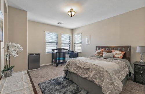 Entire Home in Surprise Downtown, Arizona - Foto 42