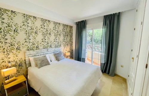 Marbella Pleasant Duplex by Elviria Las dunas beach - Foto 51