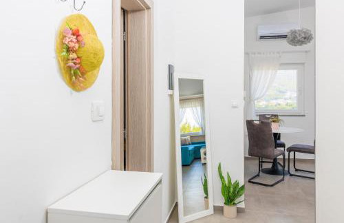 Pinia Apartment Split - Photo 20