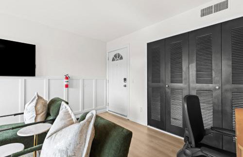 Renovated 1BR Upper Flat Modern King Suite - Foto 22