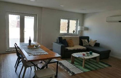 zélu apartamento centro da Guarda - Foto 16