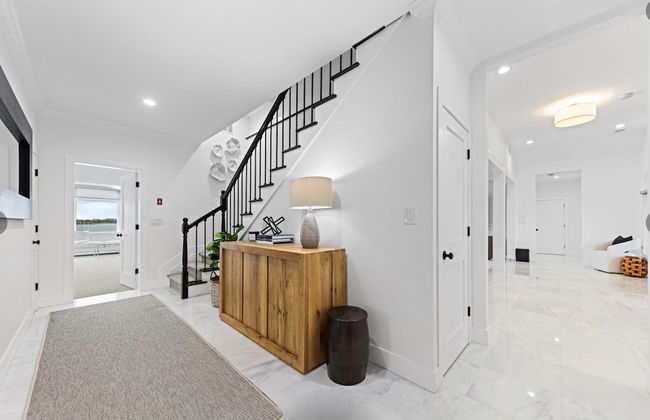 Monmouth Beach 4BR Villa on the Water - Foto 61