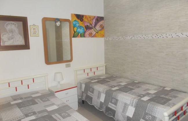 Relaxing Seaside Stay Near Gallipoli - Photo 2